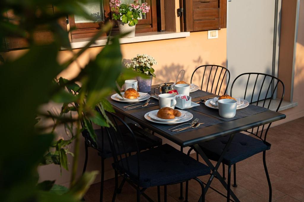 Alloro Appartamenti Sirmione Exterior photo